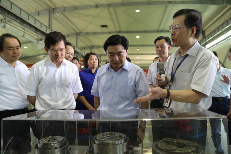 王江平